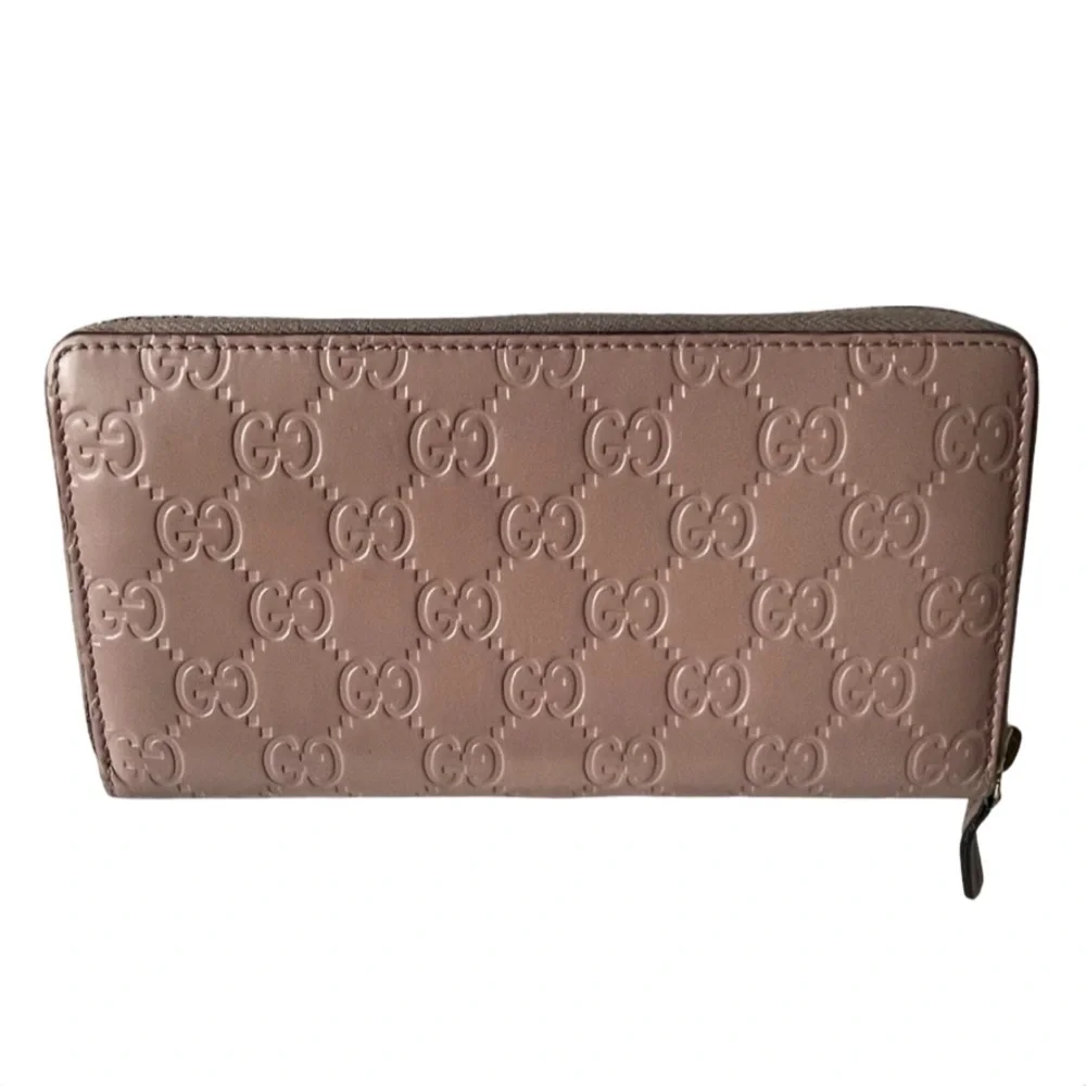 Gucci Pink Embossed Wallet